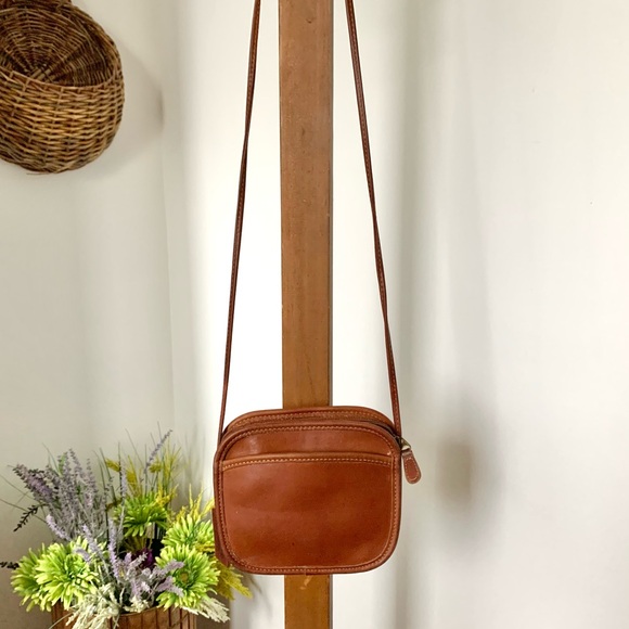 Vintage Coach 300 Hadley Pouchette Crossbody USA - Picture 3 of 16